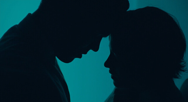 Kristen Stewart sexy – Equals (2015)