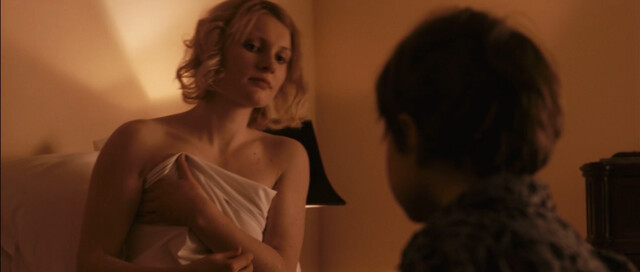 Juliette Reydellet nude – Le paradis des bêtes (2012)