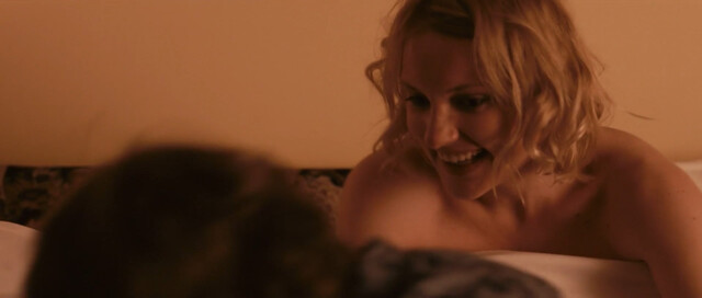 Juliette Reydellet nude – Le paradis des bêtes (2012)