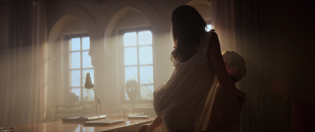 Úrsula Corberó sexy – The Day of the Jackal s01e01-02 (2024)