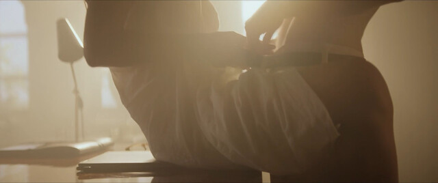 Úrsula Corberó sexy – The Day of the Jackal s01e01-02 (2024)