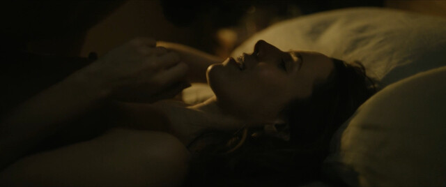 Alona Tal nude – Cross s01e06 (2024)