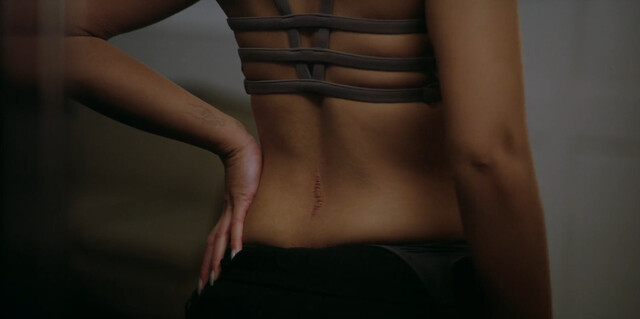 Naomi Scott sexy – Smile 2 (2024)