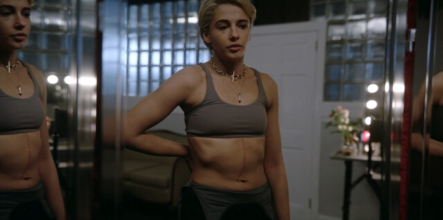 Naomi Scott sexy – Smile 2 (2024)