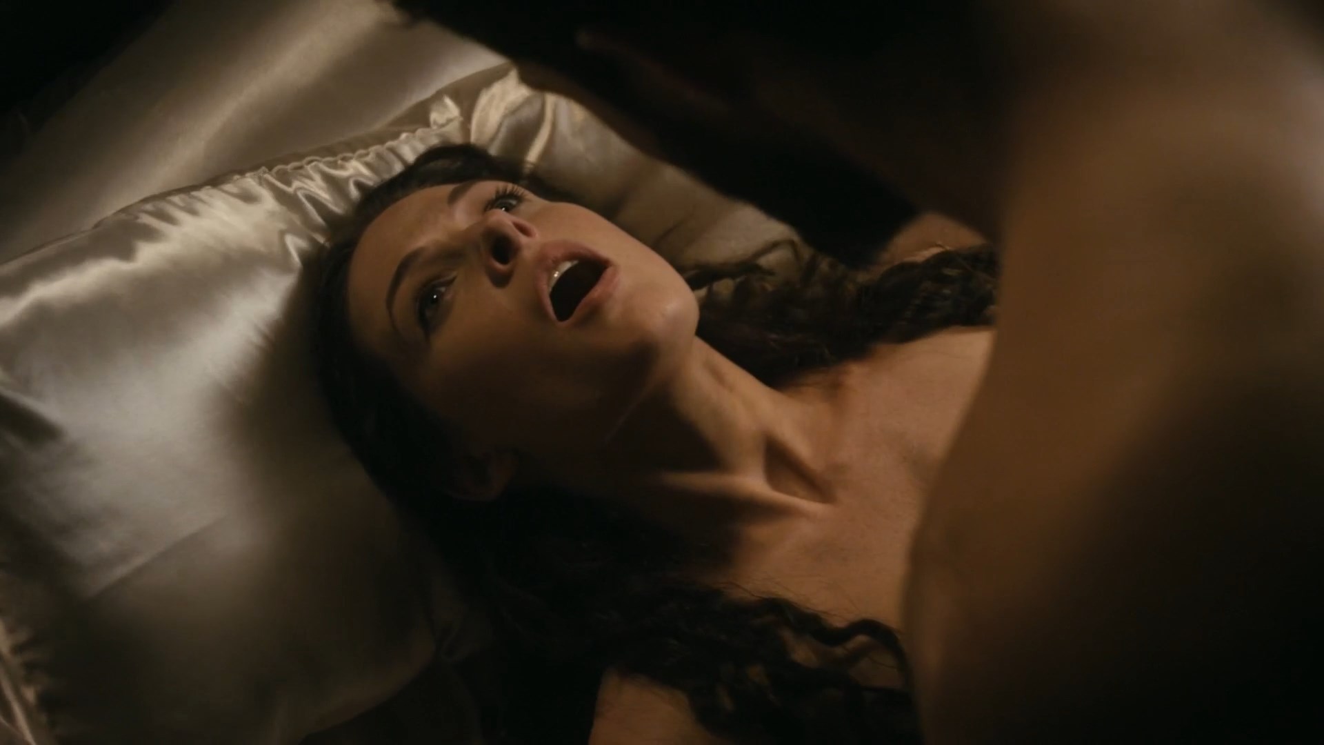Rebecca Ferguson sexy – The Red Tent s01 (2014)