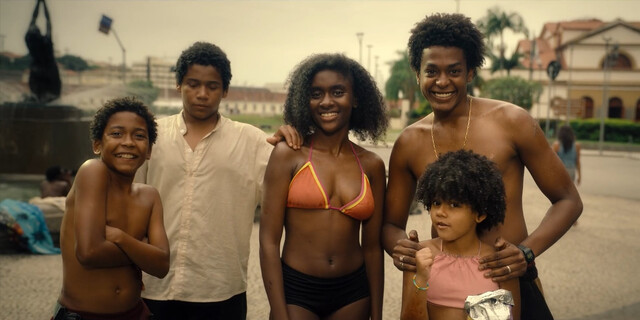 Maria Antônia Ibraim sexy – Children of the Church Steps (Os Quatro da Candelária) s01e01-04 (2024)