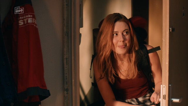 Meriel Hinsching sexy – Ich dich auch! s03e08 (2024)