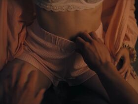 Nikki Hahn sexy – Hysteria s01e01 (2024)