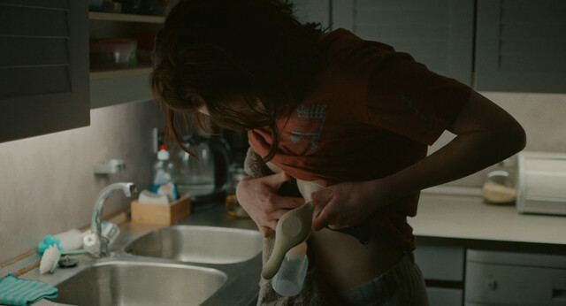 Frieda Barnhard nude – Milk (Melk) (2023)