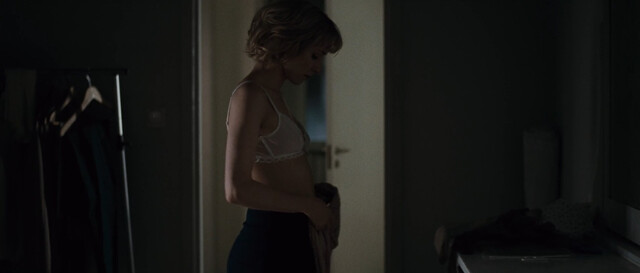 Sonja Richter nude – Bad Faith (Ond tro) (2010)