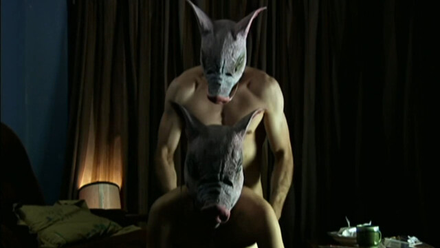 Laura Gordon nude – Em 4 Jay (2006)