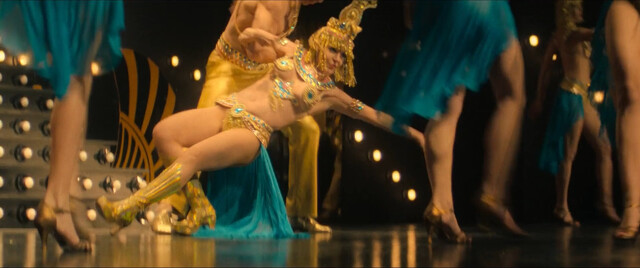 Mónica Ayos nude – El hombre que amaba los platos voladores (The Man Who Loved UFOs) (2024)