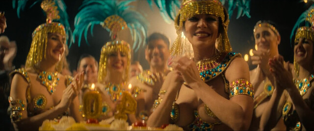 Mónica Ayos nude – El hombre que amaba los platos voladores (The Man Who Loved UFOs) (2024)