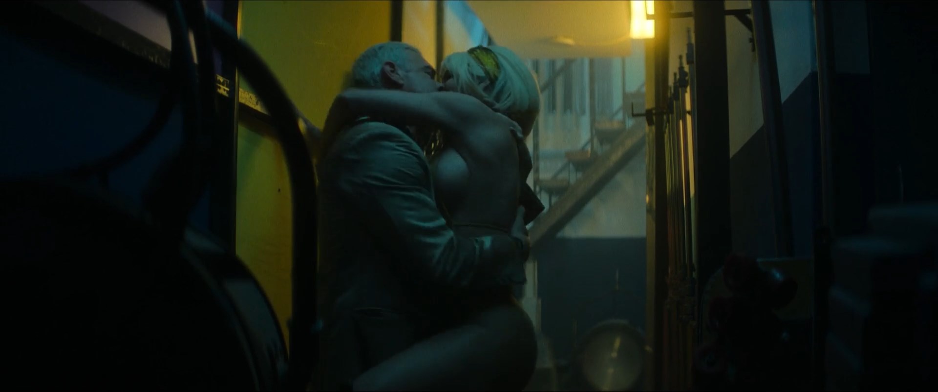 Mónica Ayos nude – El hombre que amaba los platos voladores (The Man Who Loved UFOs) (2024)