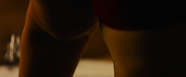 Louise Massin sexy – La charge mentale (2023)