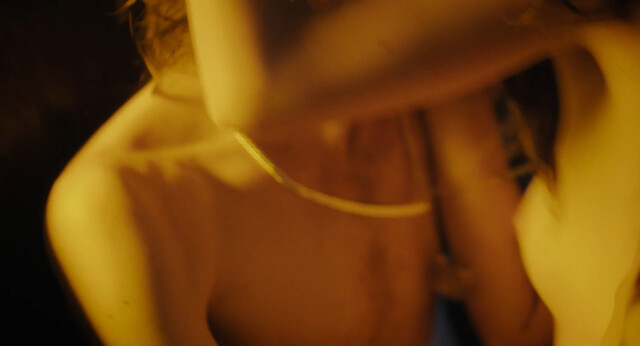 Joy Verberk nude – Gluckauf (2015)