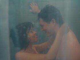 Jenna Ortega sexy, Sabrina Carpenter sexy - Taste (2024)