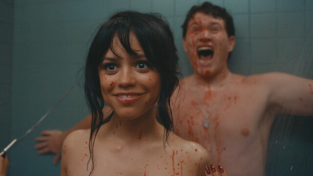 Jenna Ortega sexy, Sabrina Carpenter sexy - Taste (2024)