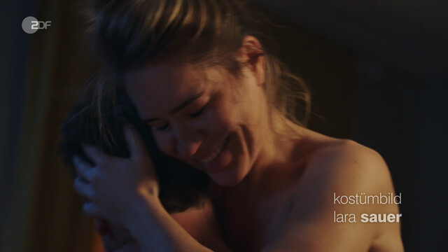 Henrike Hahn sexy – Bettys Diagnose s11e01 (2024)