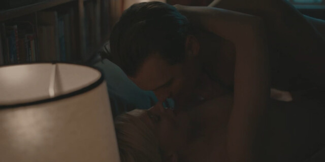 Sophie Turner nude – Joan s01e01-03 (2024)