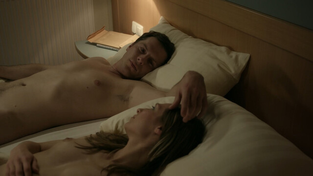 Wiebke Bachmann nude – Der Preis (2011)