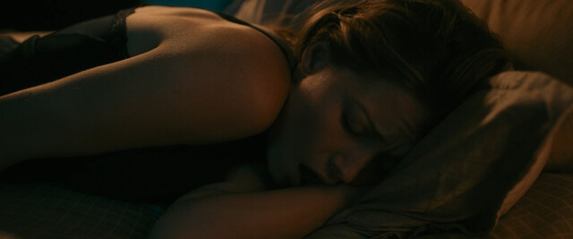 Lena Meckel nude – Un/Dressed (2024)