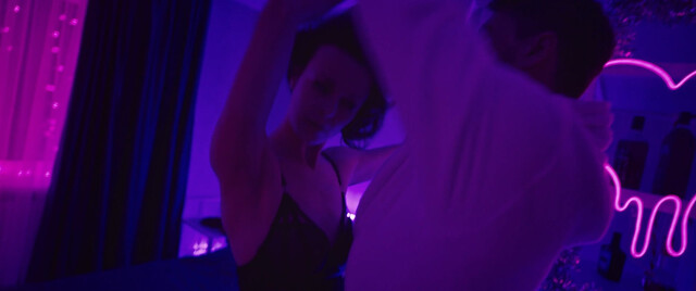 Marina Kaletskaya sexy – Obsession (Oderzhimost) s01e01-04 (2024)