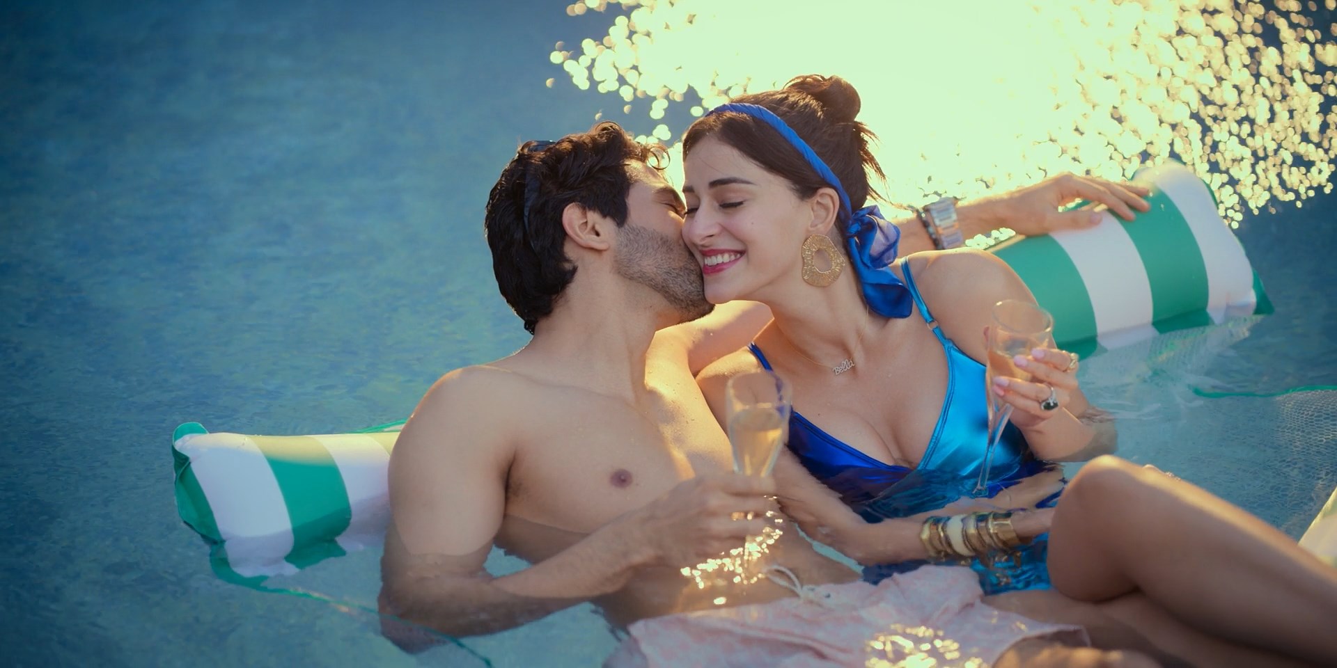 Ananya Panday sexy – Call Me Bae s01e01,e02,e07 (2024)