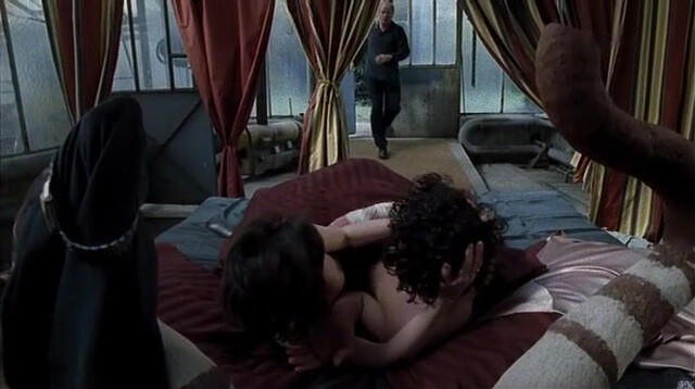 Regina Fritsch nude - Tatort: Absolute Diskretion (1999)