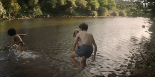 Emma Jugi nude – L'Éclipse s01e03e06 (2024)