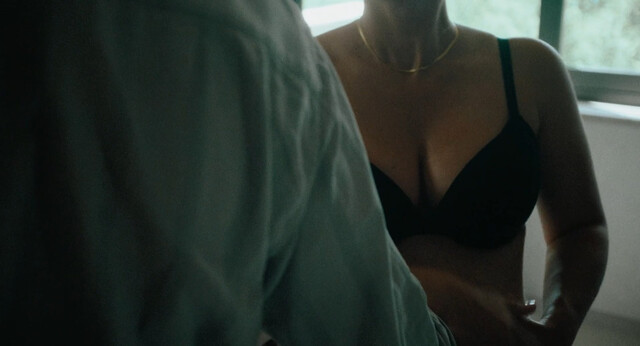 Marijana Jankovic sexy – Bjergets Tårer (2022)