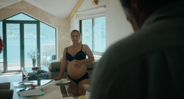Marijana Jankovic sexy – Bjergets Tårer (2022)