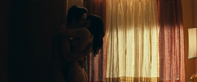 Nadine Crocker nude – Continue (2022)