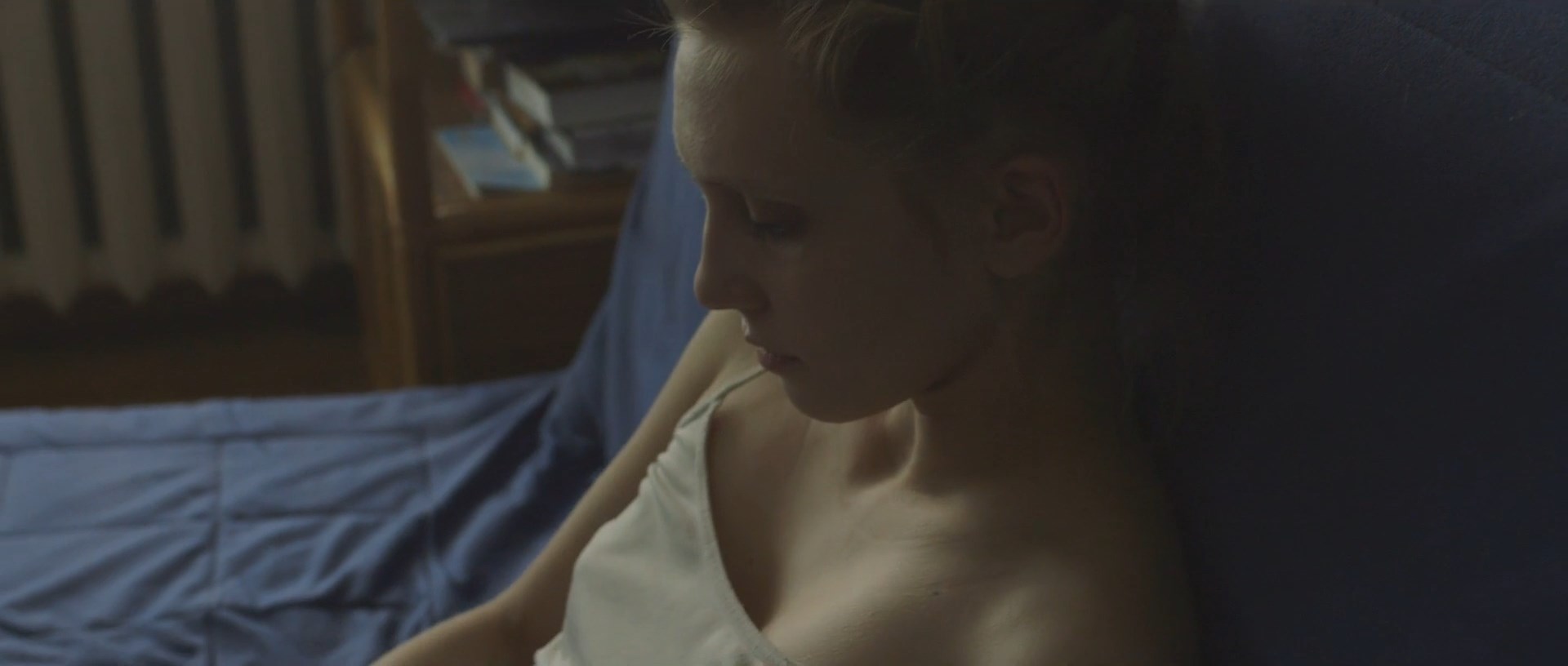 Maria Bolshova sexy – Garrison (2016)