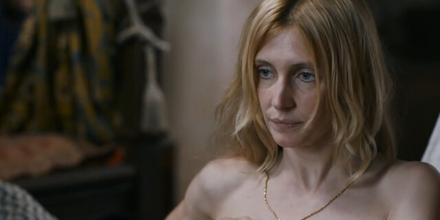 Lucie Debay nude – Fortune De France s01e01 (2024)