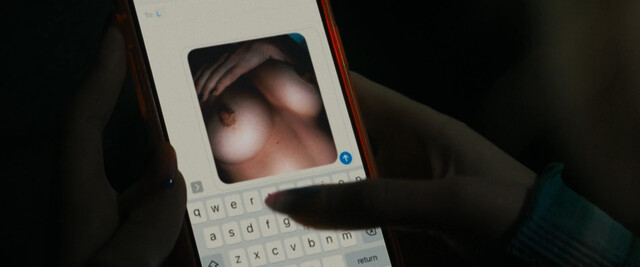 Dakota Johnson nude – Daddio (2023)
