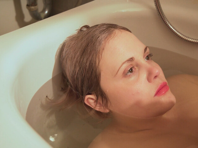 Paulina Alpen nude – Hikikomori (2023)