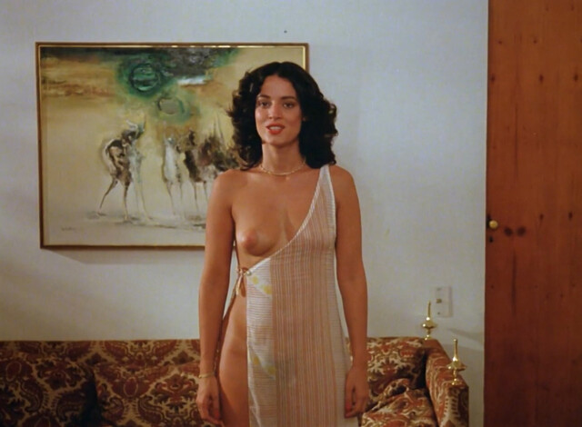 Sonia Braga nude – Lady on the Bus (A Dama do Lotação) (1978)
