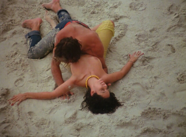 Sonia Braga nude – Lady on the Bus (A Dama do Lotação) (1978)