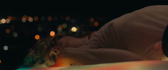 Juliane Elting sexy – King Car (Carro Rei) (2021)