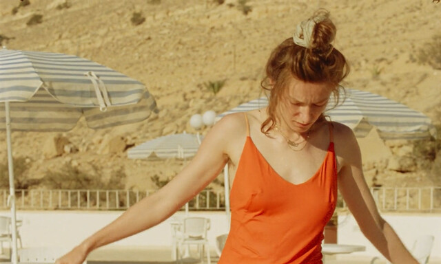 Clara Schwinning sexy – The Red Sea Makes Me Wanna Cry (2023)