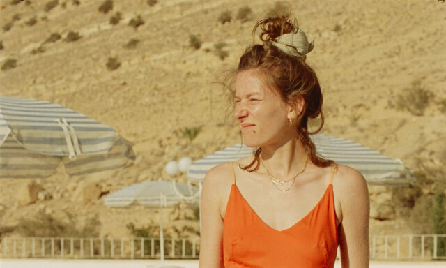 Clara Schwinning sexy – The Red Sea Makes Me Wanna Cry (2023)