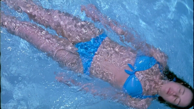 Olivia Williams sexy – Tara Road (2005)