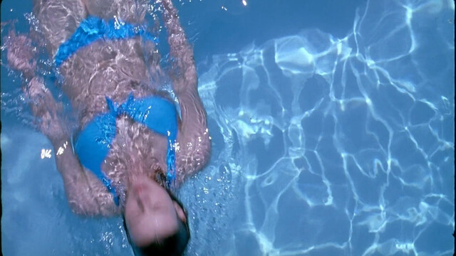 Olivia Williams sexy – Tara Road (2005)