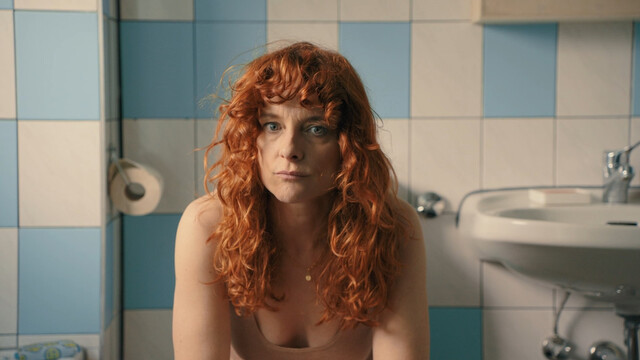 Anne Ratte-Polle sexy – Alle wollen geliebt werden (2022)