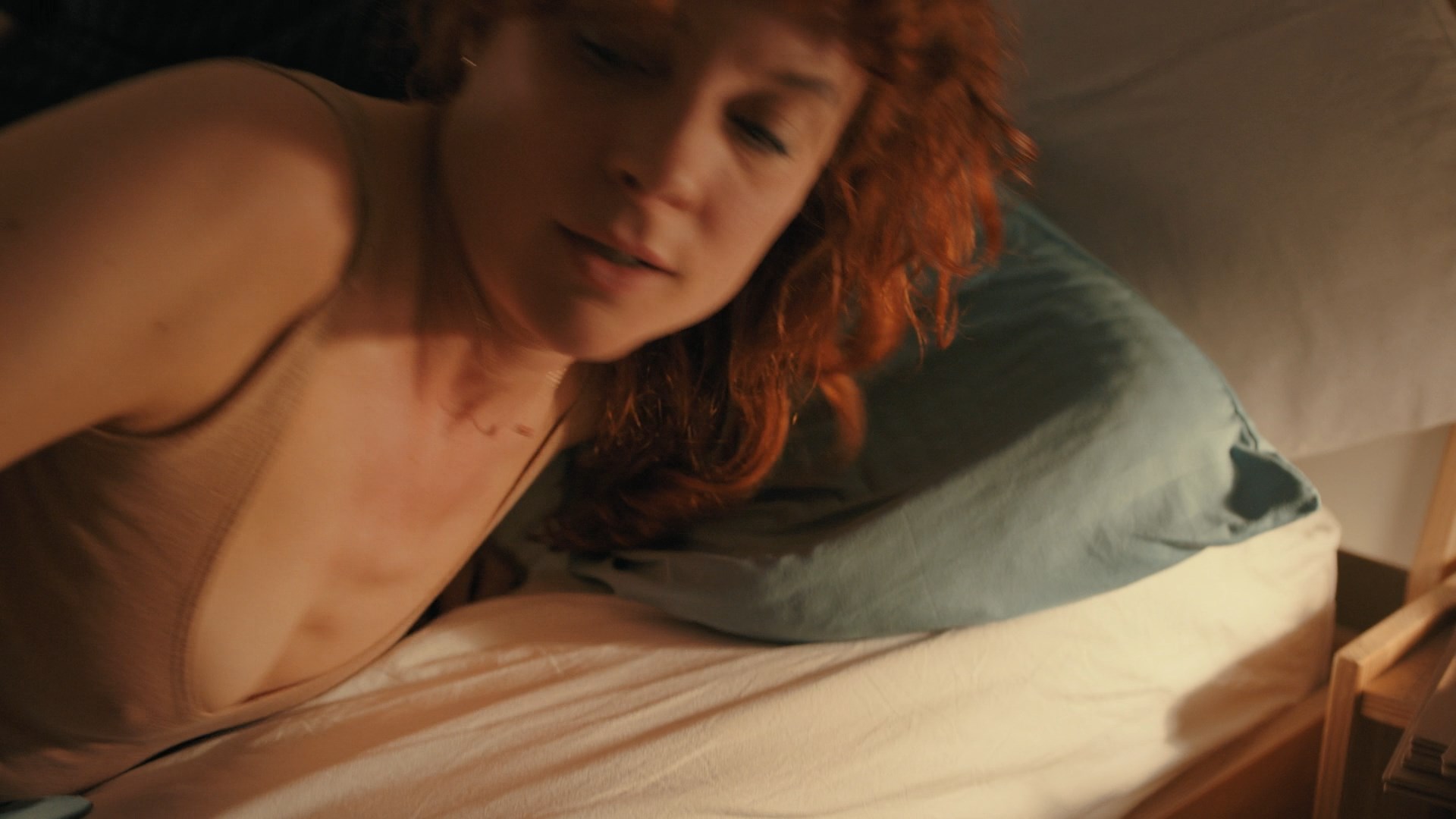 Anne Ratte-Polle sexy – Alle wollen geliebt werden (2022)