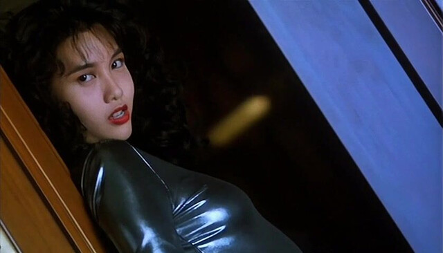Chingmy Yau sexy, Carrie Ng sexy, Yiu Wai sexy, Madoka Sugawara nude - Naked Killer (1992)