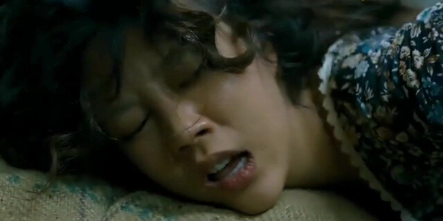 Kim Si Woon nude - I Saw the Devil (2010)