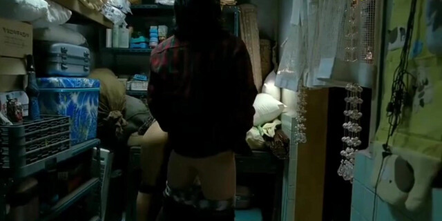 Kim Si Woon nude - I Saw the Devil (2010)