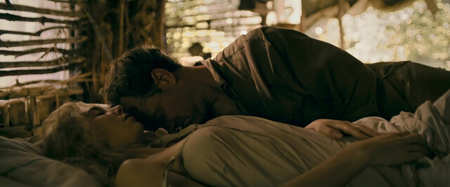 Ana de Armas sexy, Sydney Sweeney nude, Vanessa Kirby sexy - Eden (2025)